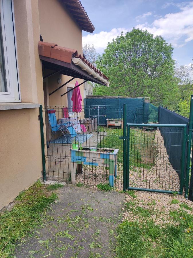 Apartament F2 Exterieur Lit King Size Brives-Charensac Zewnętrze zdjęcie